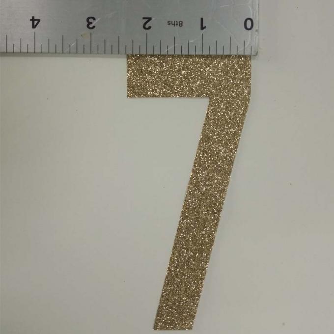 Groot Gouden Nummer Zeven schittert Document de Besnoeiingsgrootte 5 van de Brievenmatrijs „* 2,3“